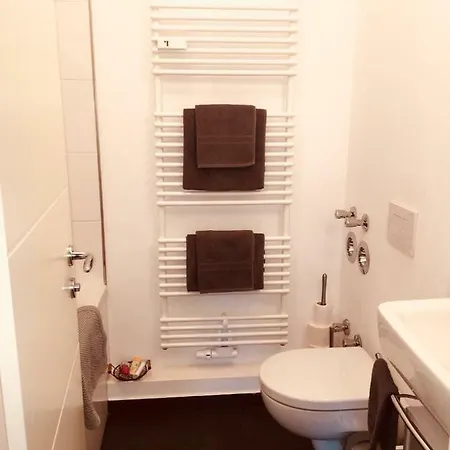 Apartment 2-zimmer-souterrainwohnung
