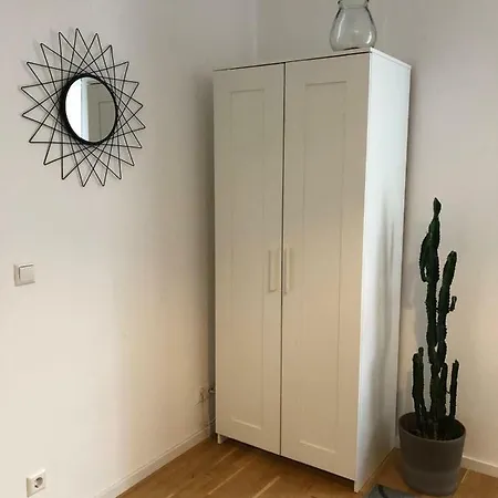 2-zimmer-souterrainwohnung Apartment